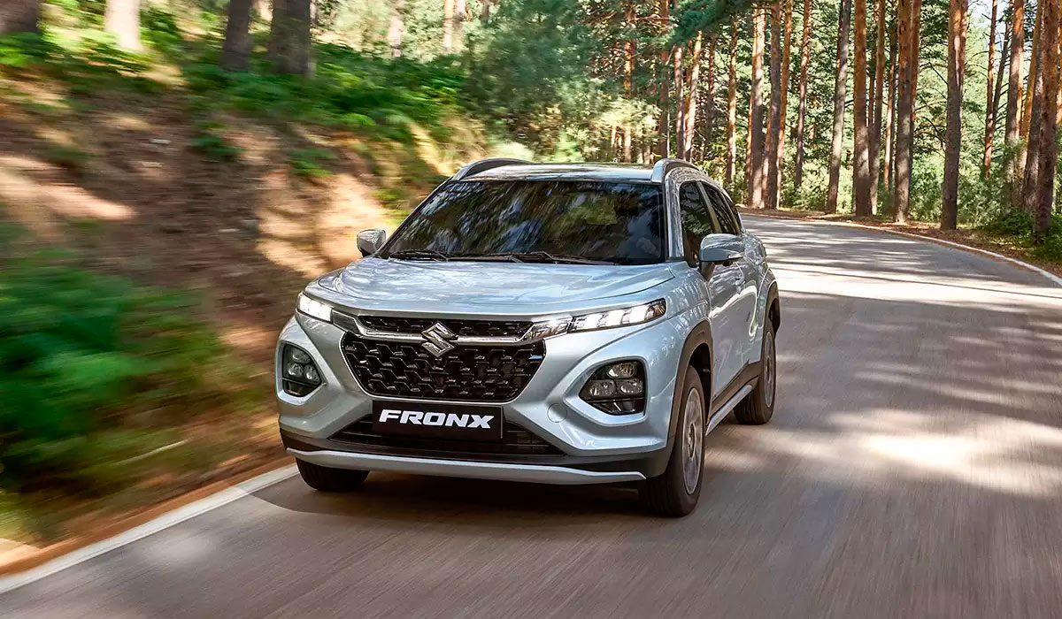 Suzuki Fronx — foto 2 de 6